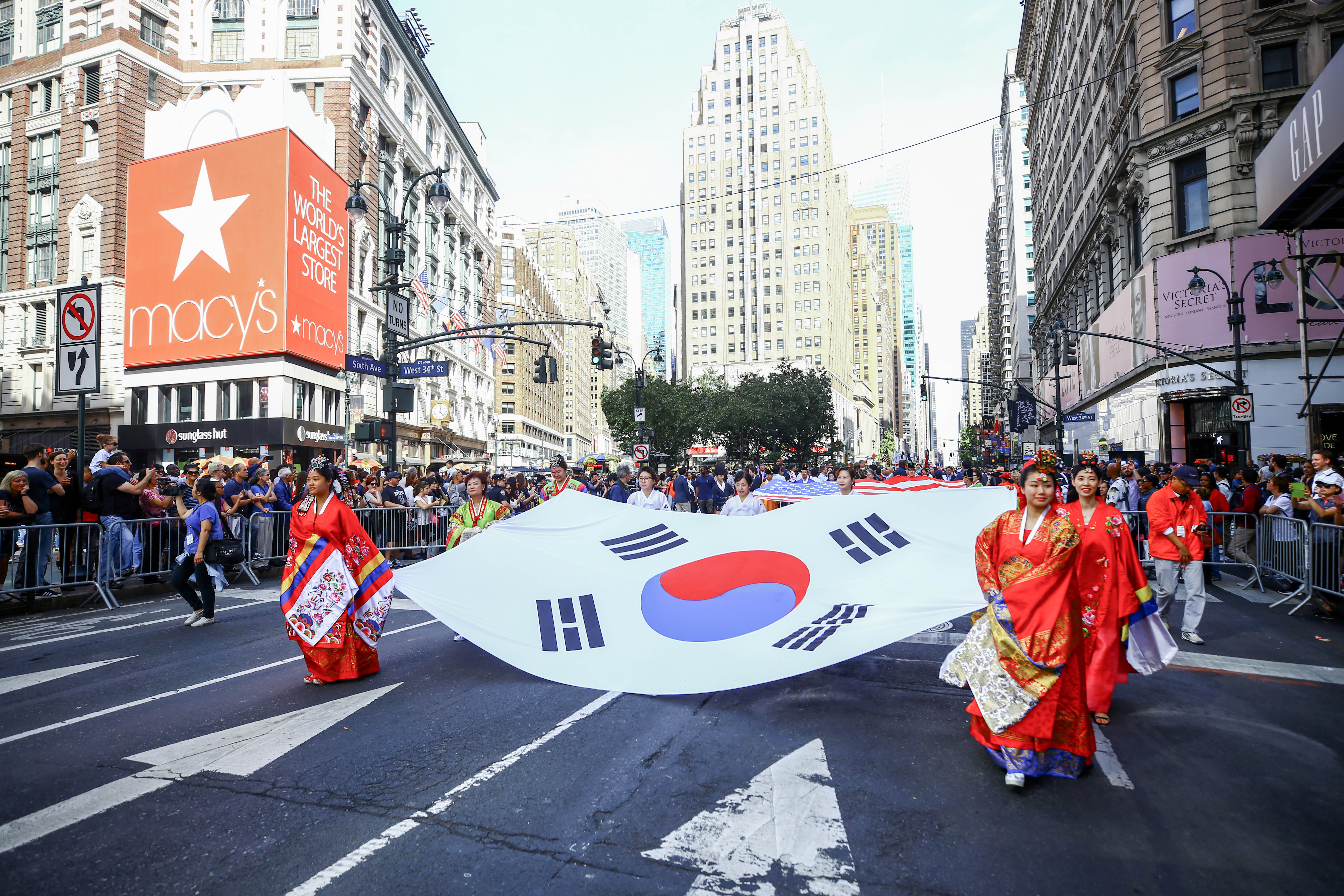 Korean Parade 2017 Zinno Photography